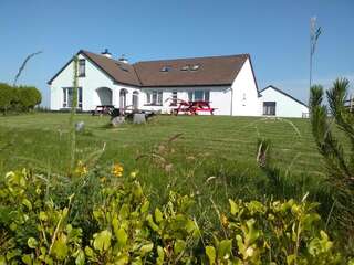 Отели типа «постель и завтрак» Cannville B&B Лисдунварна-1